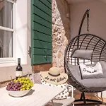Stonehouse 22 - Zf Hvar