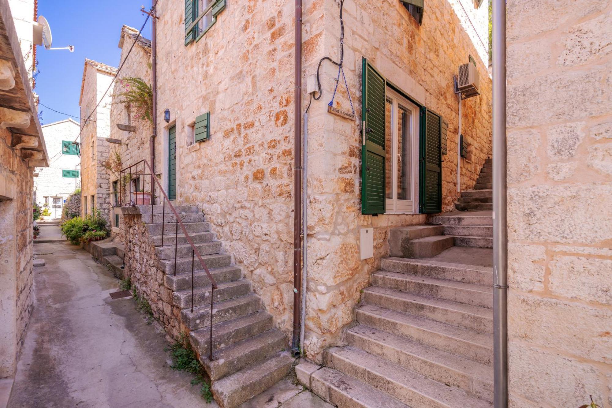Stonehouse 22 - Zf Hvar Apartman *