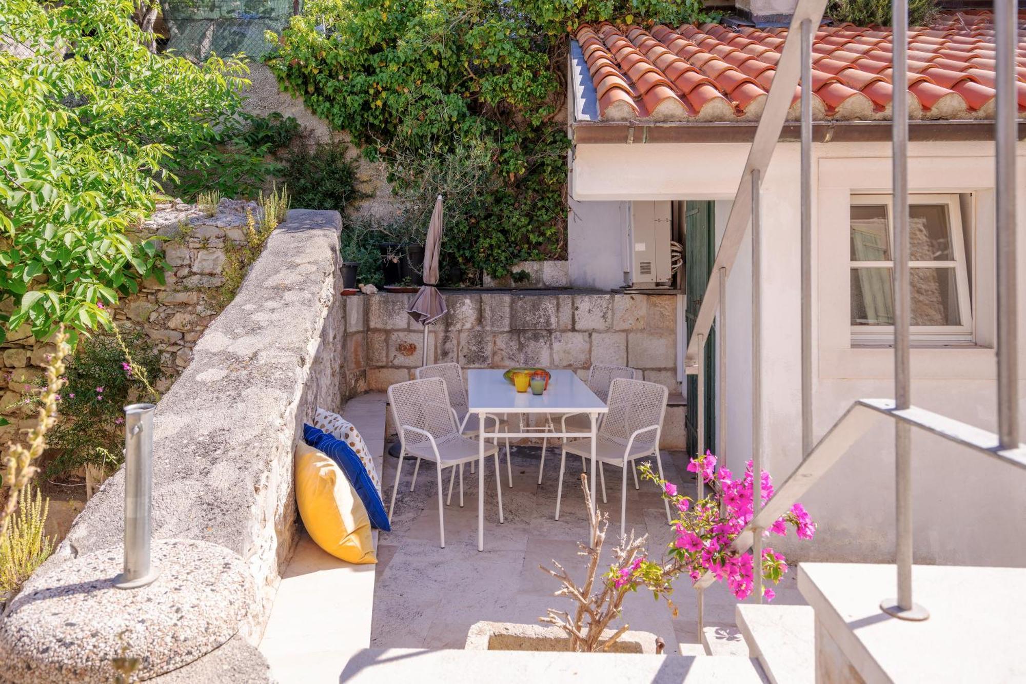 Stonehouse 22 - Zf Hvar Apartman *